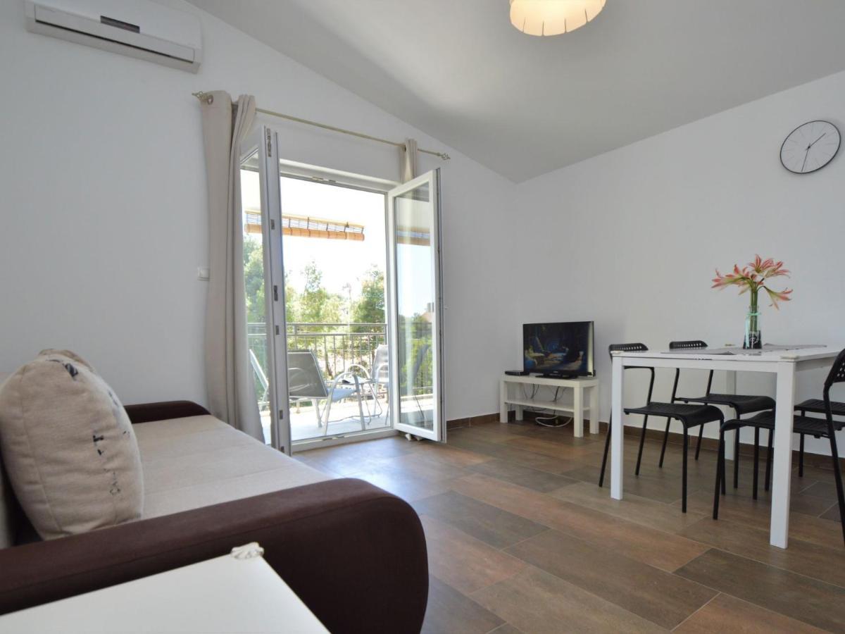 Apartment Ivka-2 By Interhome Tribalj Extérieur photo